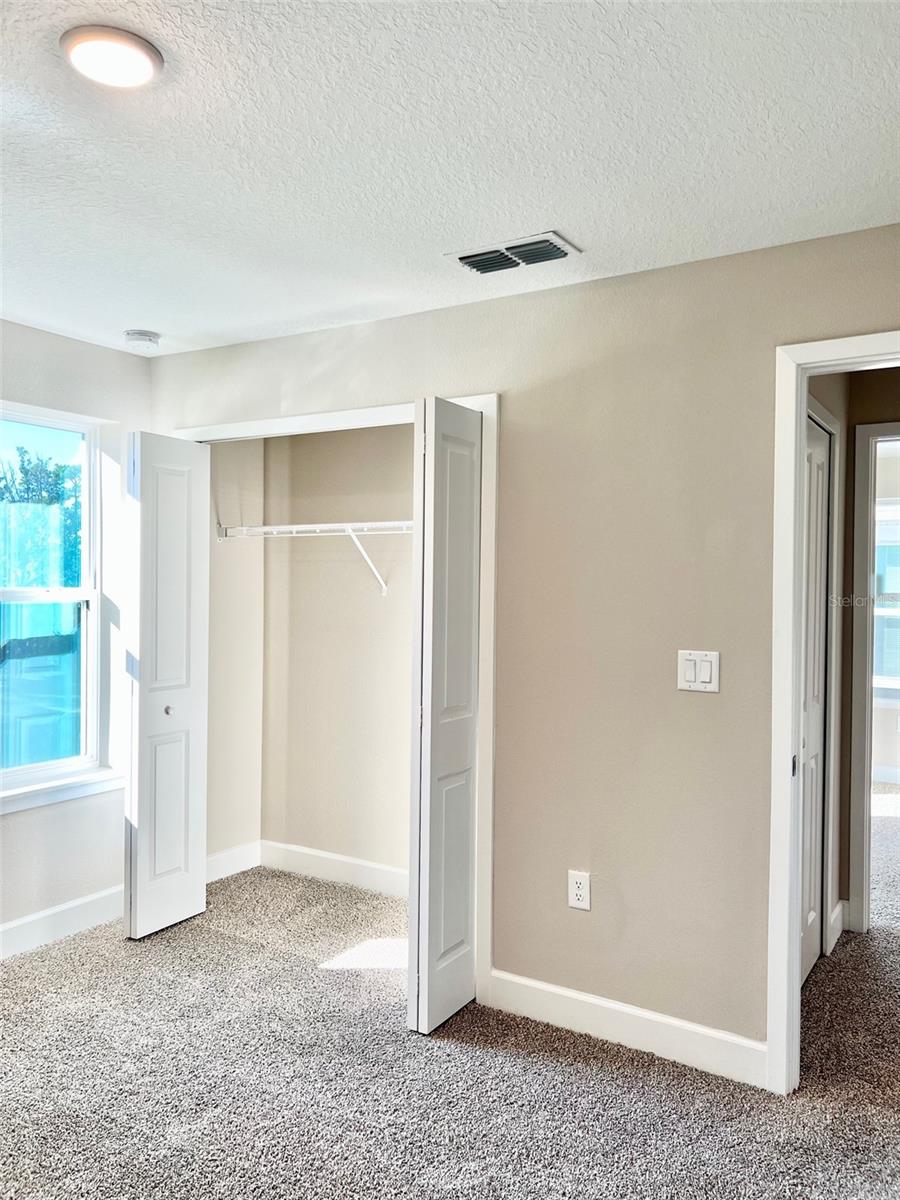 TOWNHOMES AT RIVERS EDGE - Residential Lease