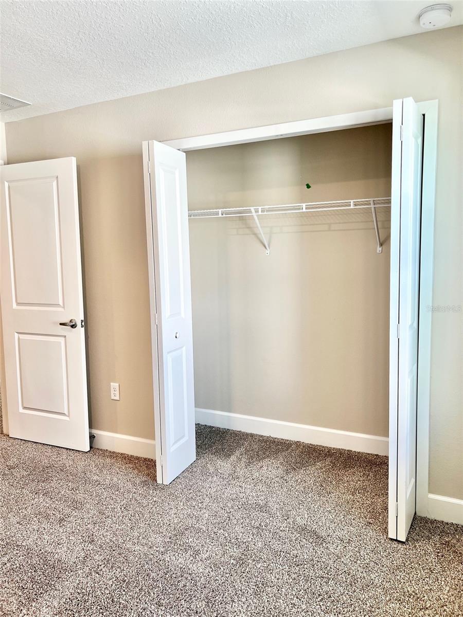 TOWNHOMES AT RIVERS EDGE - Residential Lease