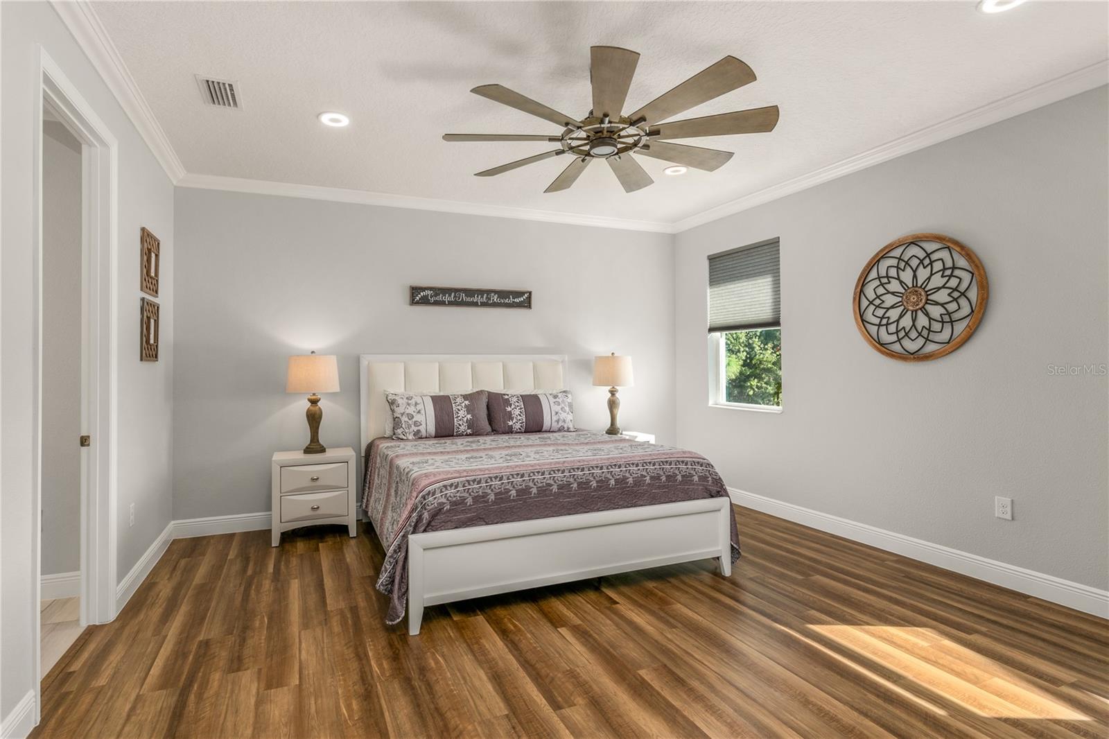 LAKES OF MOUNT DORA - Residential