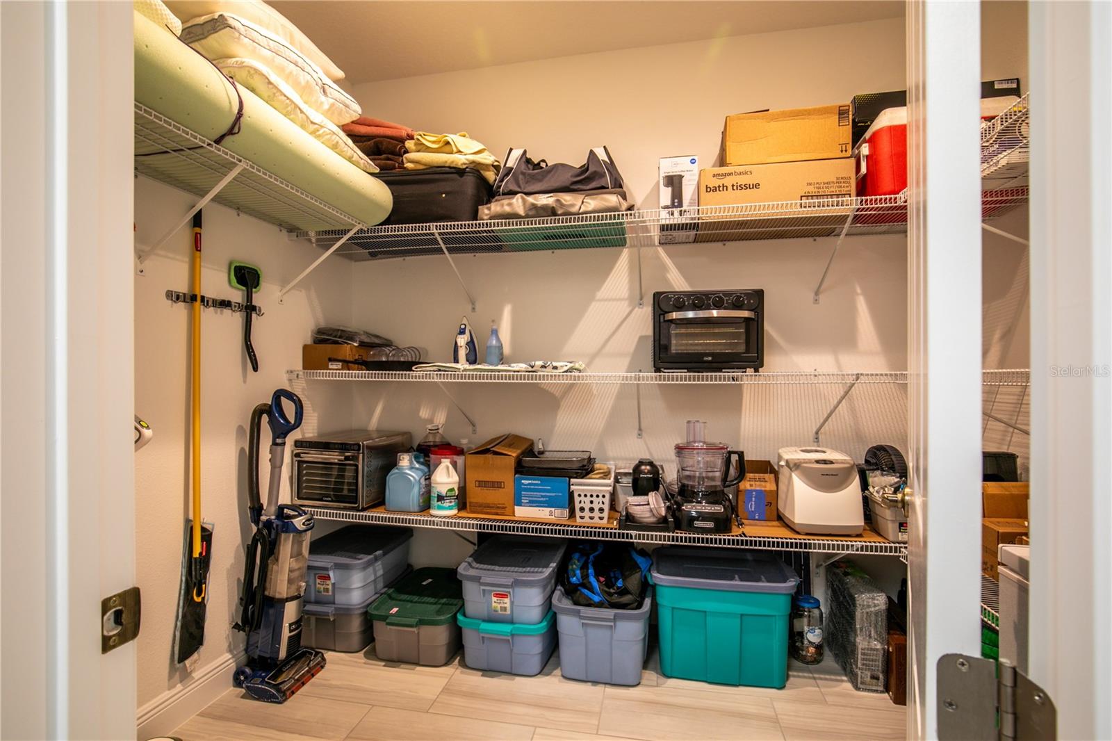 LAKES OF MOUNT DORA - Residential