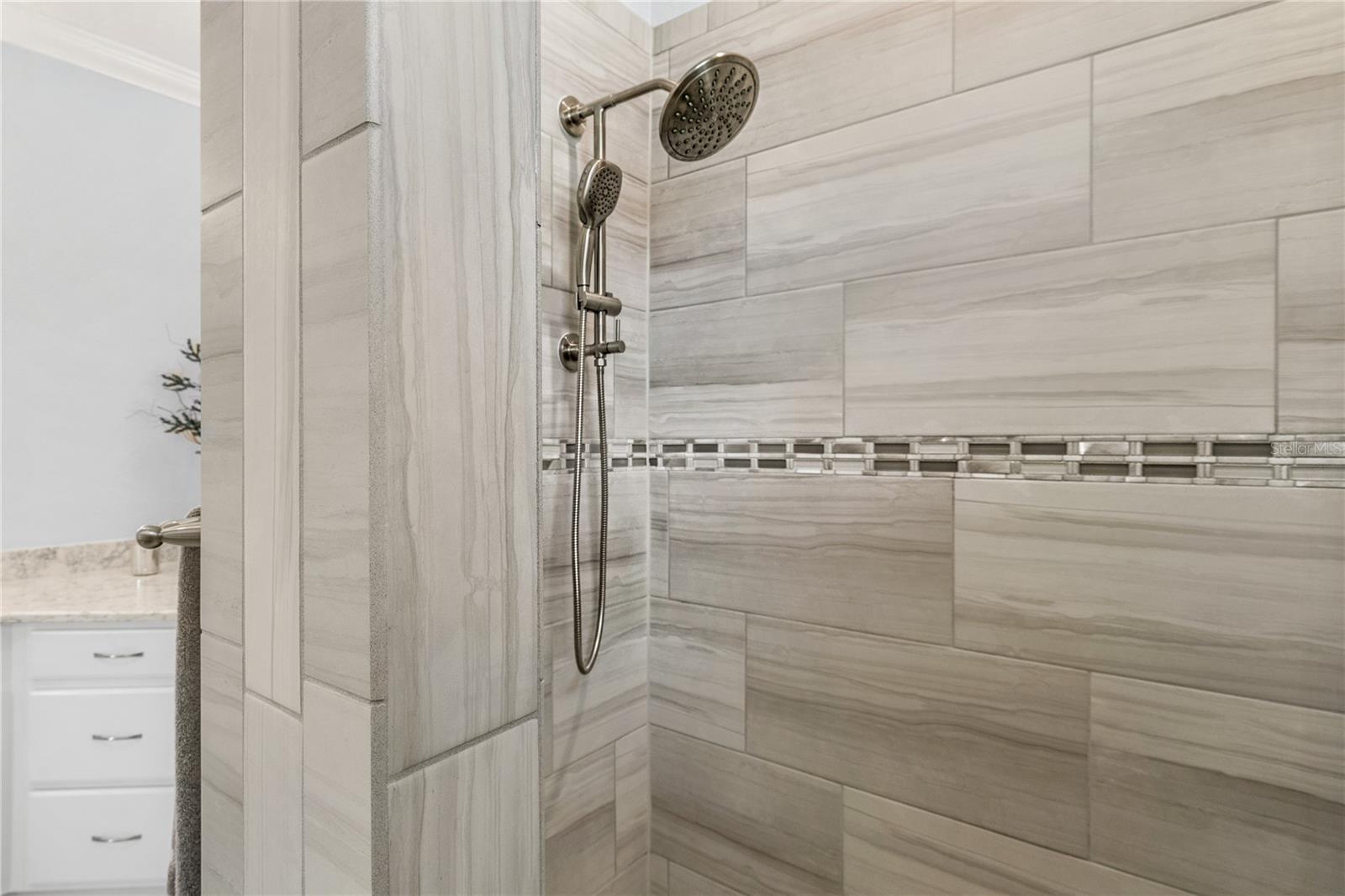 LAKES OF MOUNT DORA - Residential