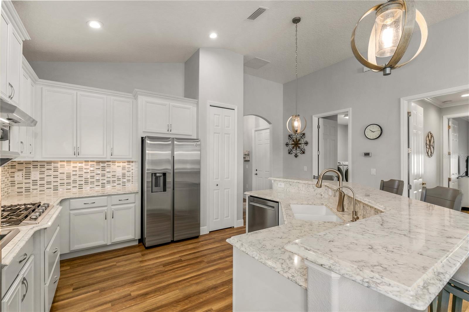 LAKES OF MOUNT DORA - Residential