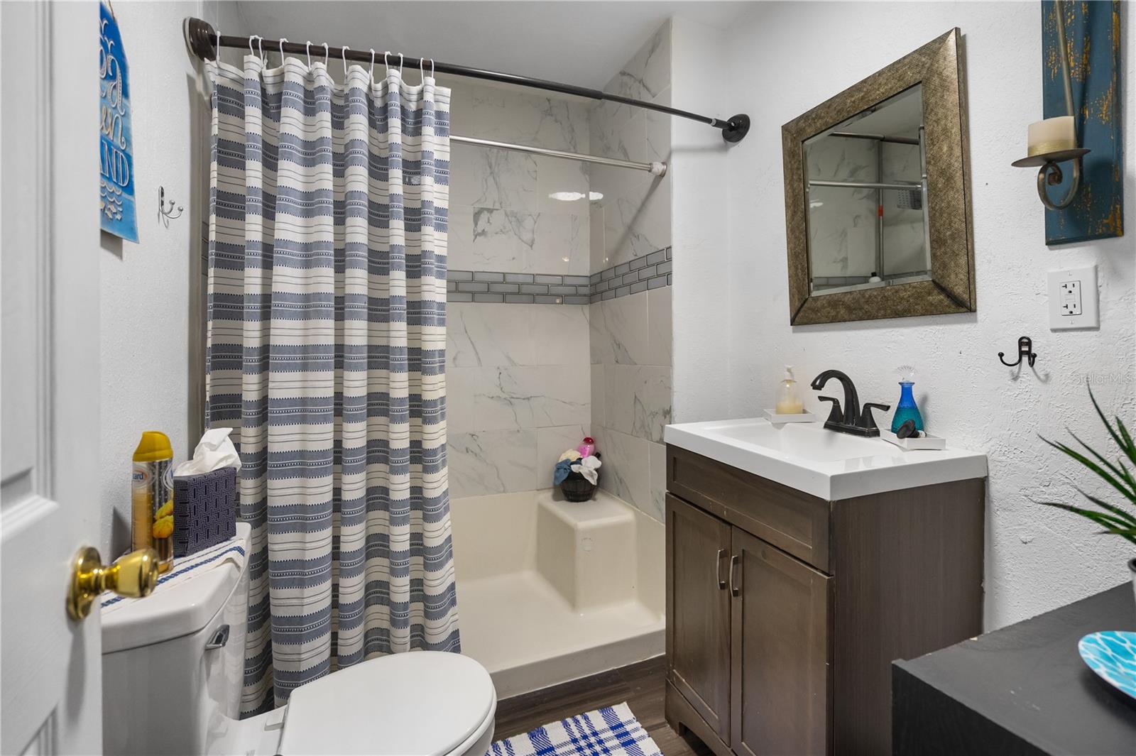 LAKE SILVER TERRACE - Residential