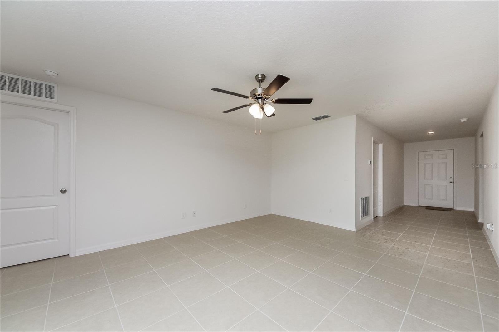 RIDGE AT SWAN LAKE - Residential Lease