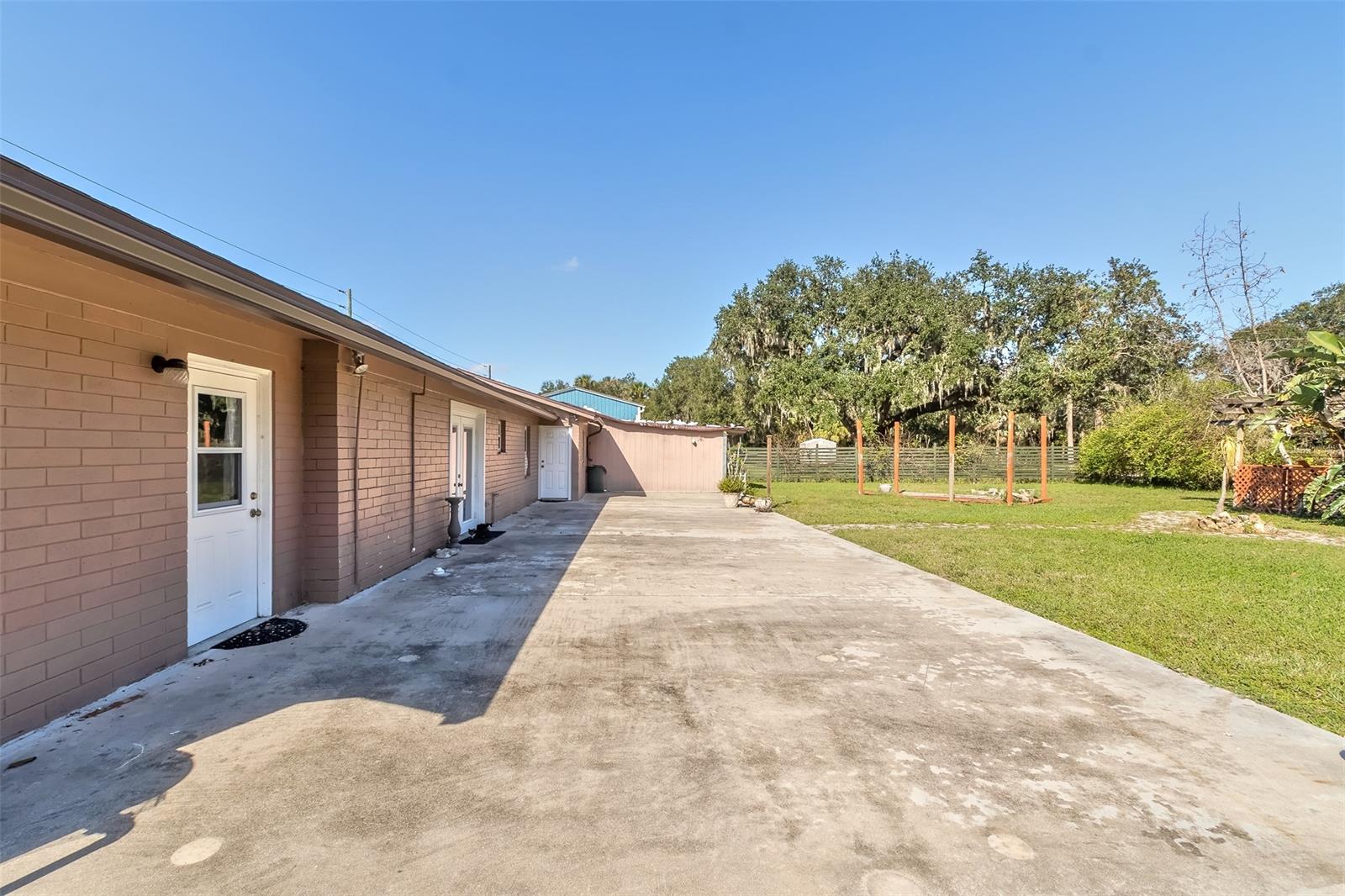 Dresser New Smyrna - Residential