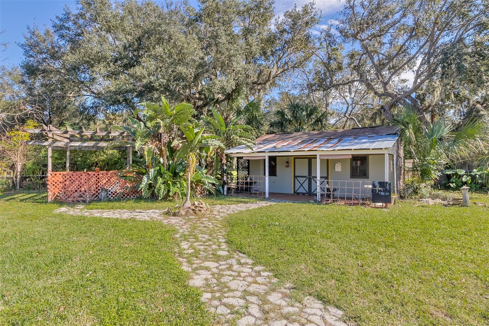 Dresser New Smyrna - Residential