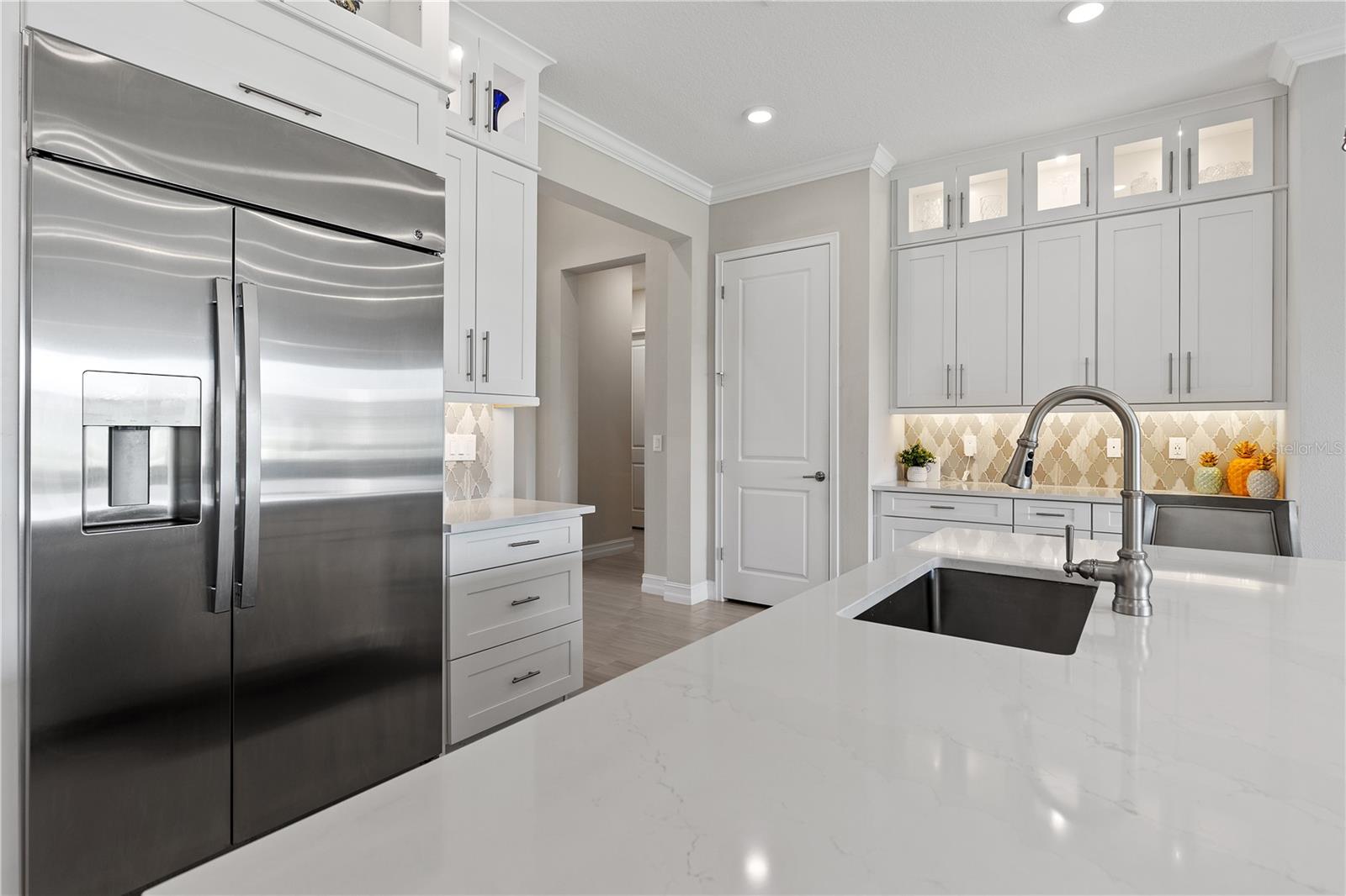 SANCTUARY COVE - Residential