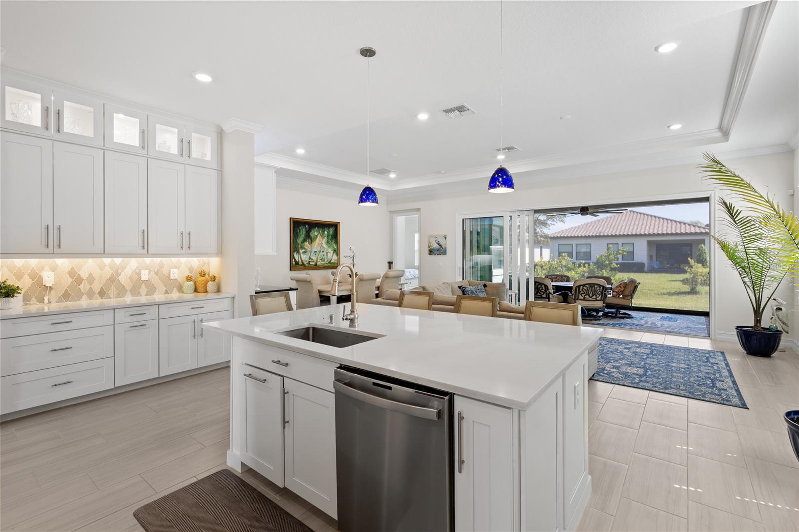 SANCTUARY COVE - Residential