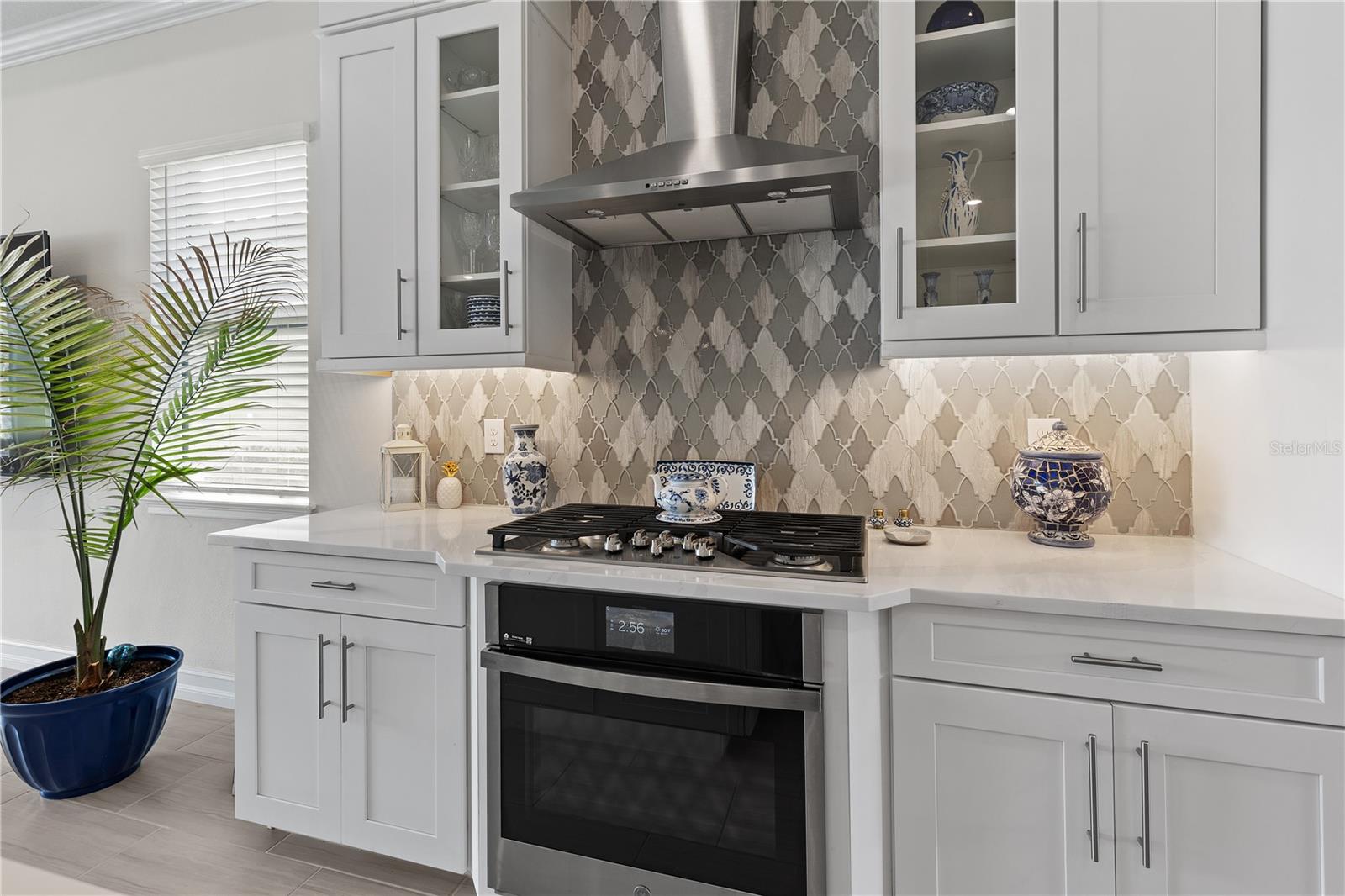 SANCTUARY COVE - Residential