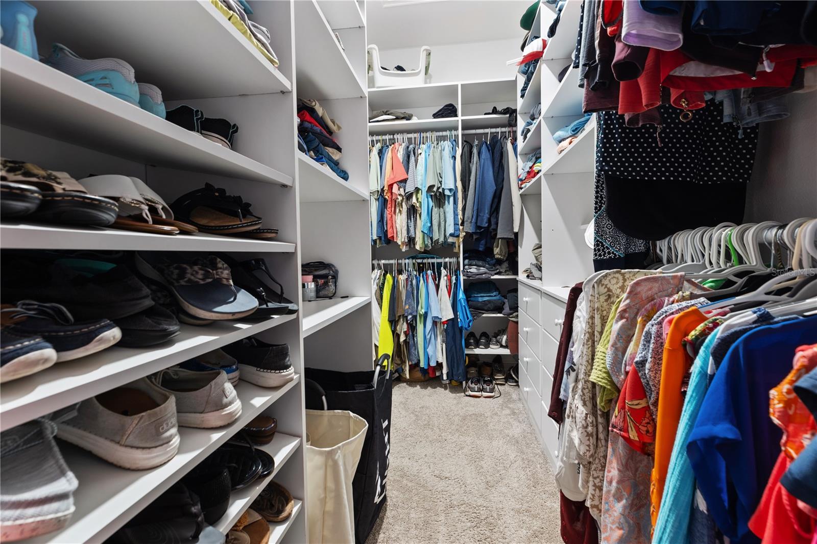 SANCTUARY COVE - Residential