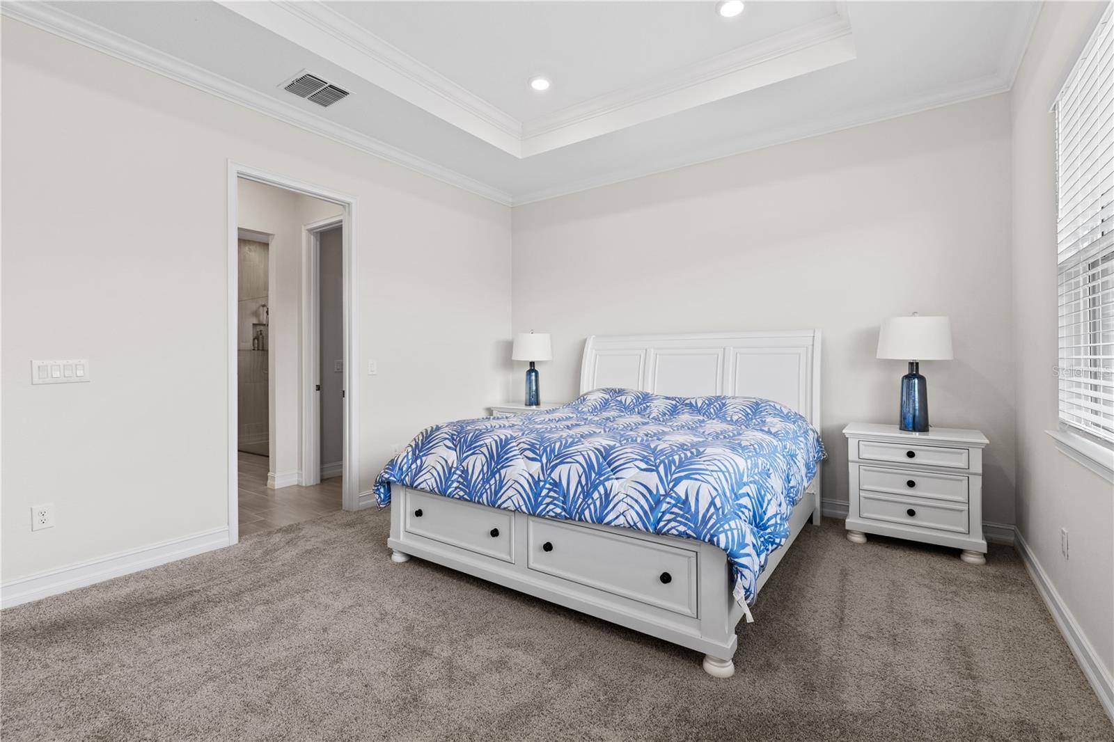 SANCTUARY COVE - Residential