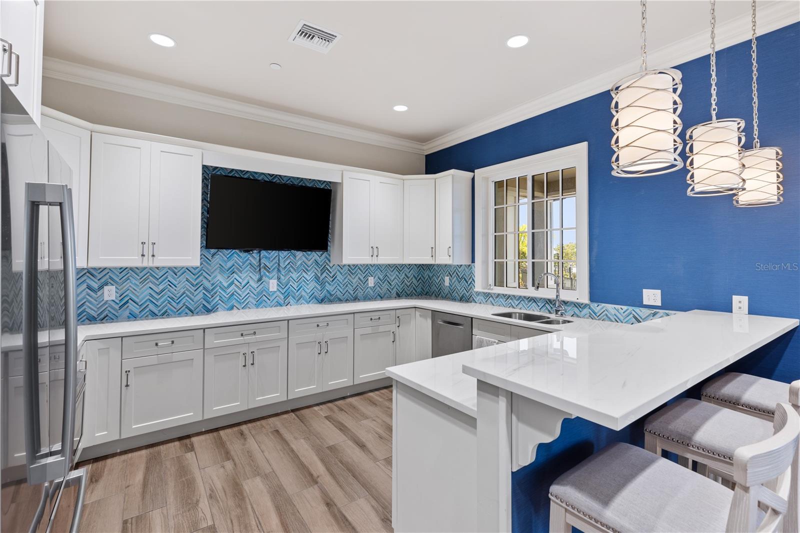 SANCTUARY COVE - Residential