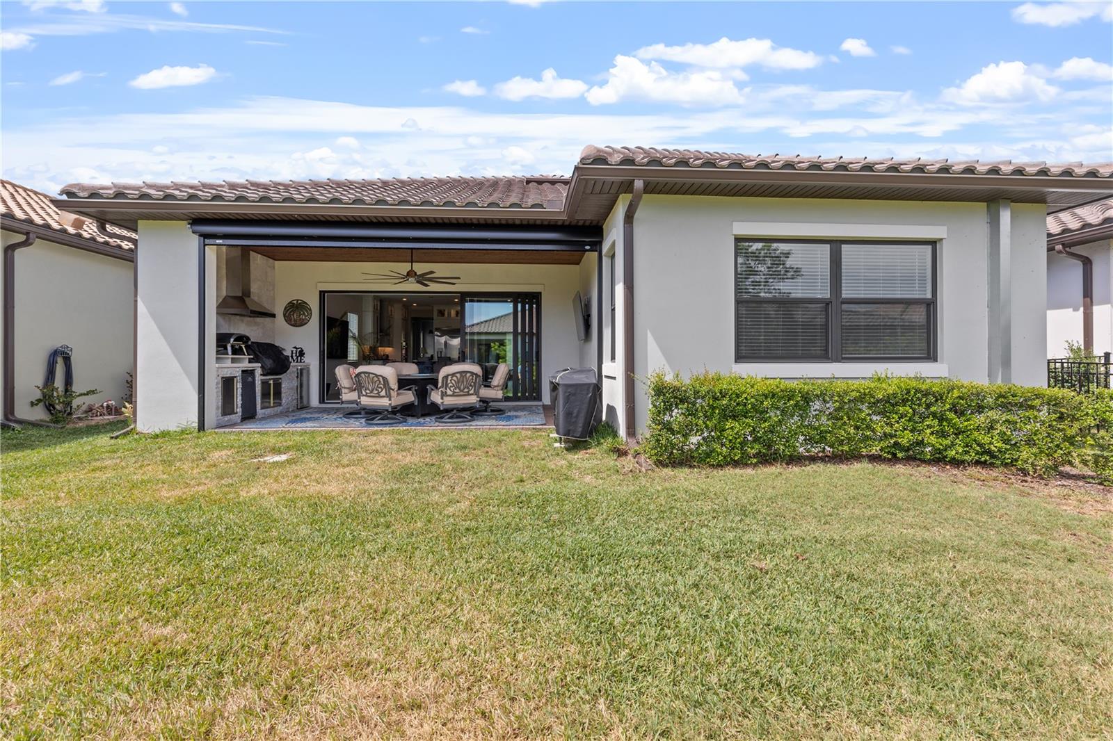 SANCTUARY COVE - Residential