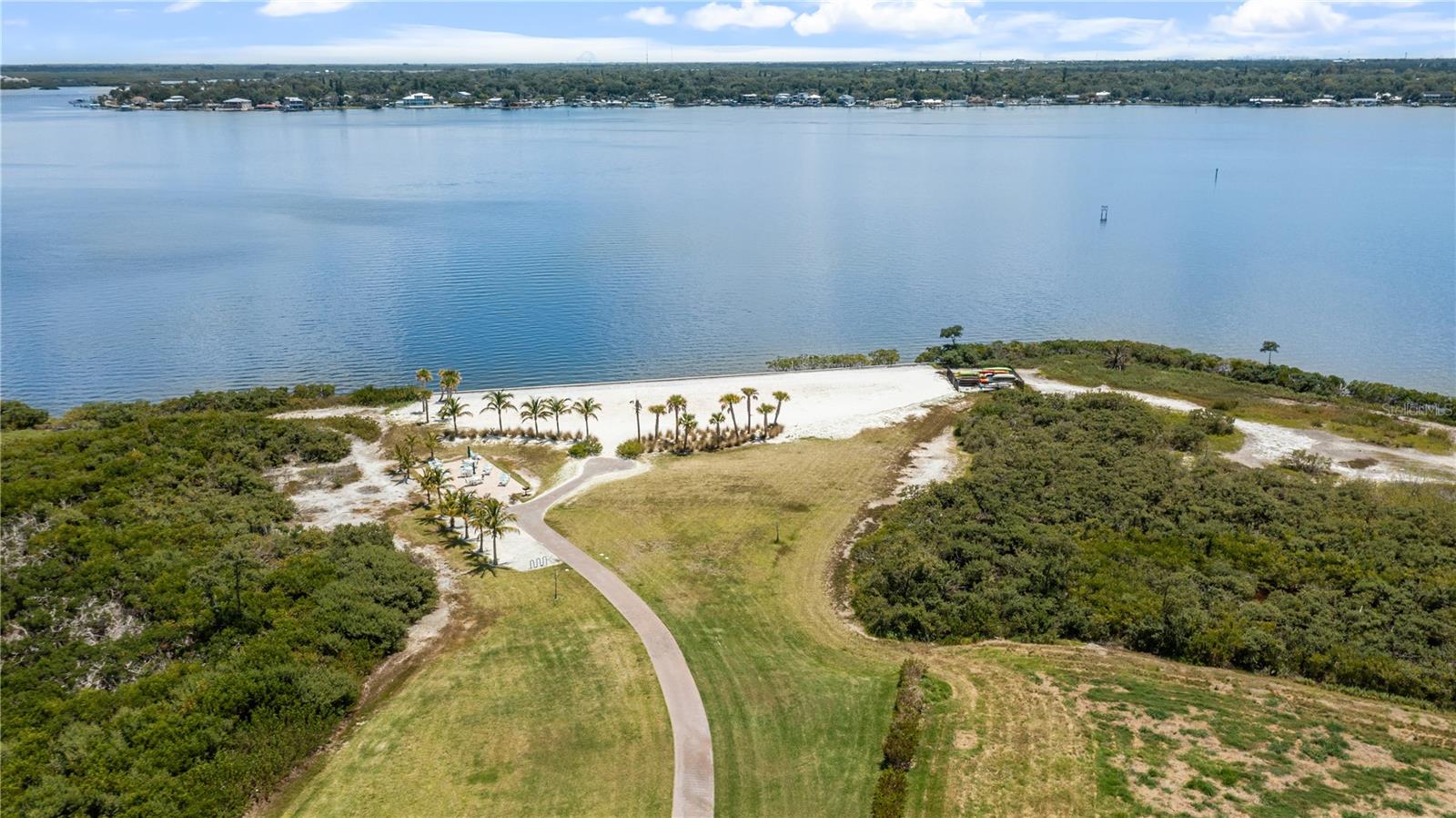 SANCTUARY COVE - Residential