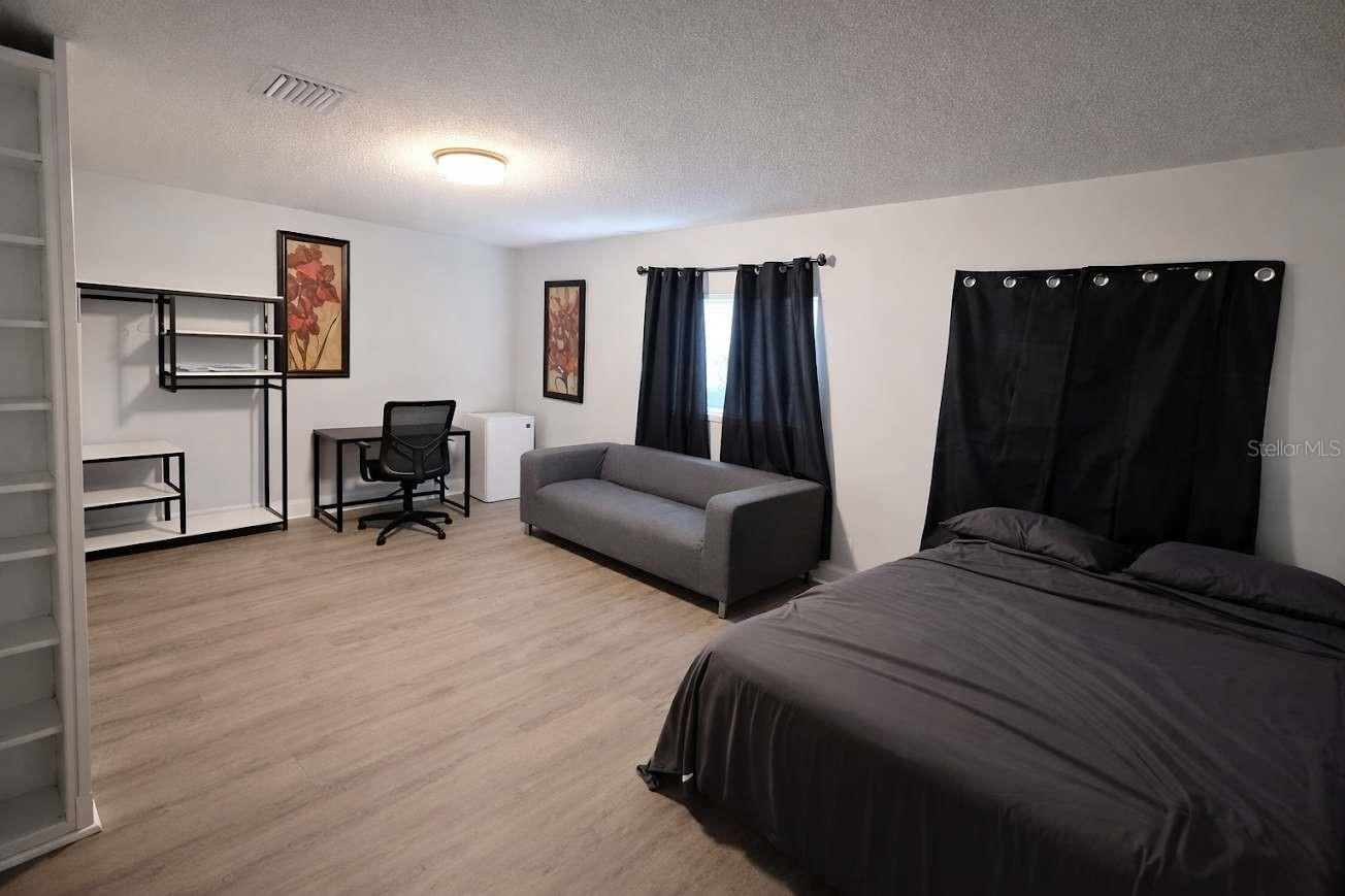 UNPLATTED - Residential Lease