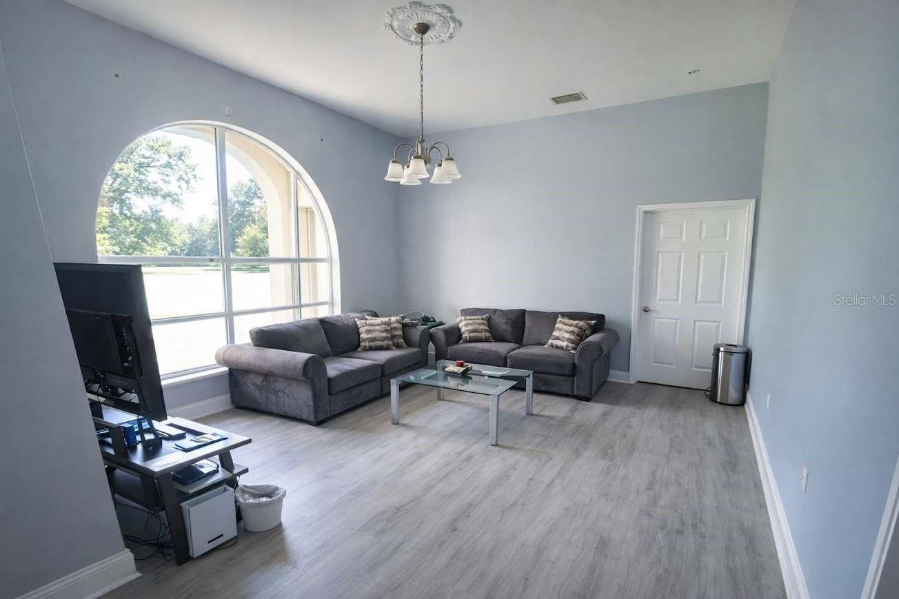 UNPLATTED - Residential Lease