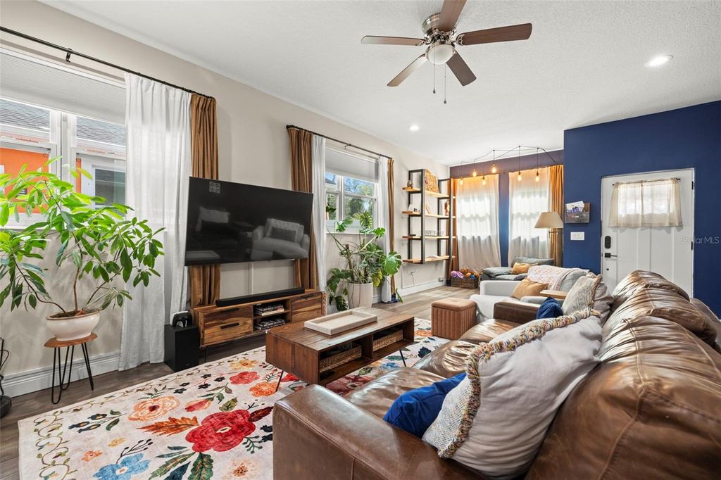 Photo of 1430 E 99th Avenue, Tampa, FL 33612 (MLS # TB8441478)