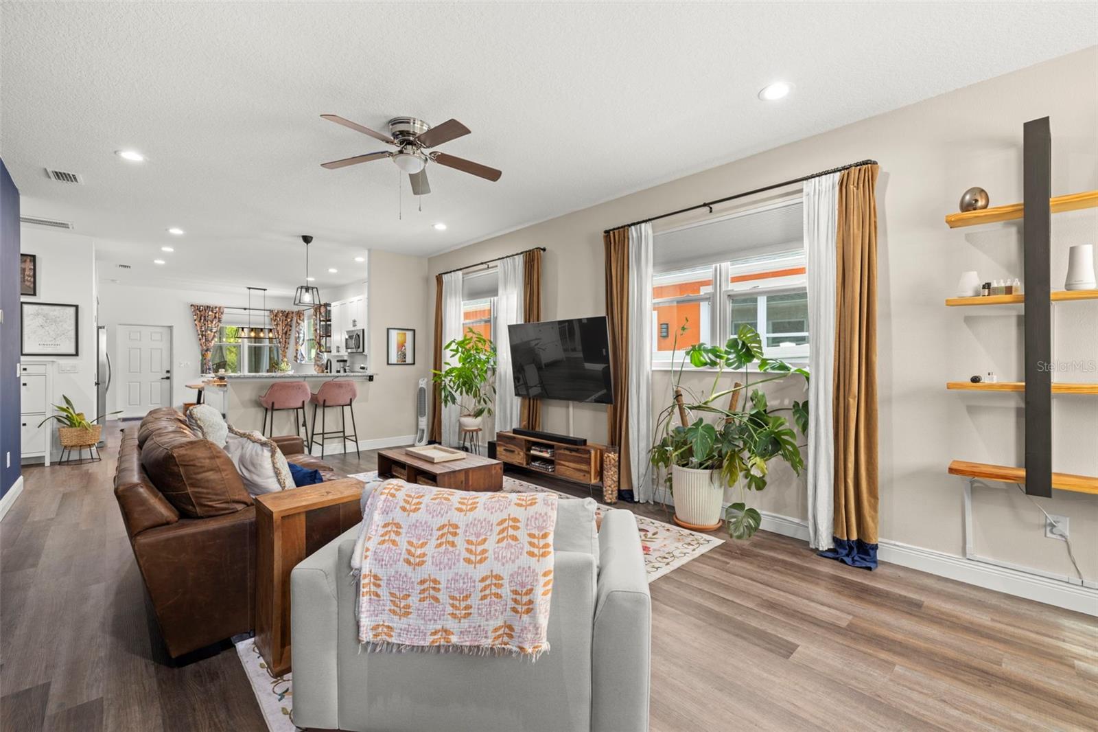 TAMPA OVERLOOK - Residential