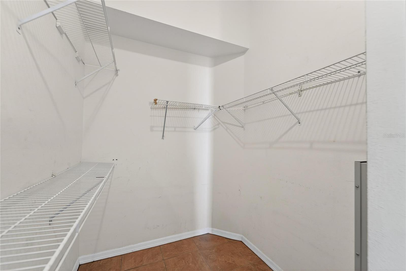 BRANDON BROOK PH VIII A & - Residential Lease