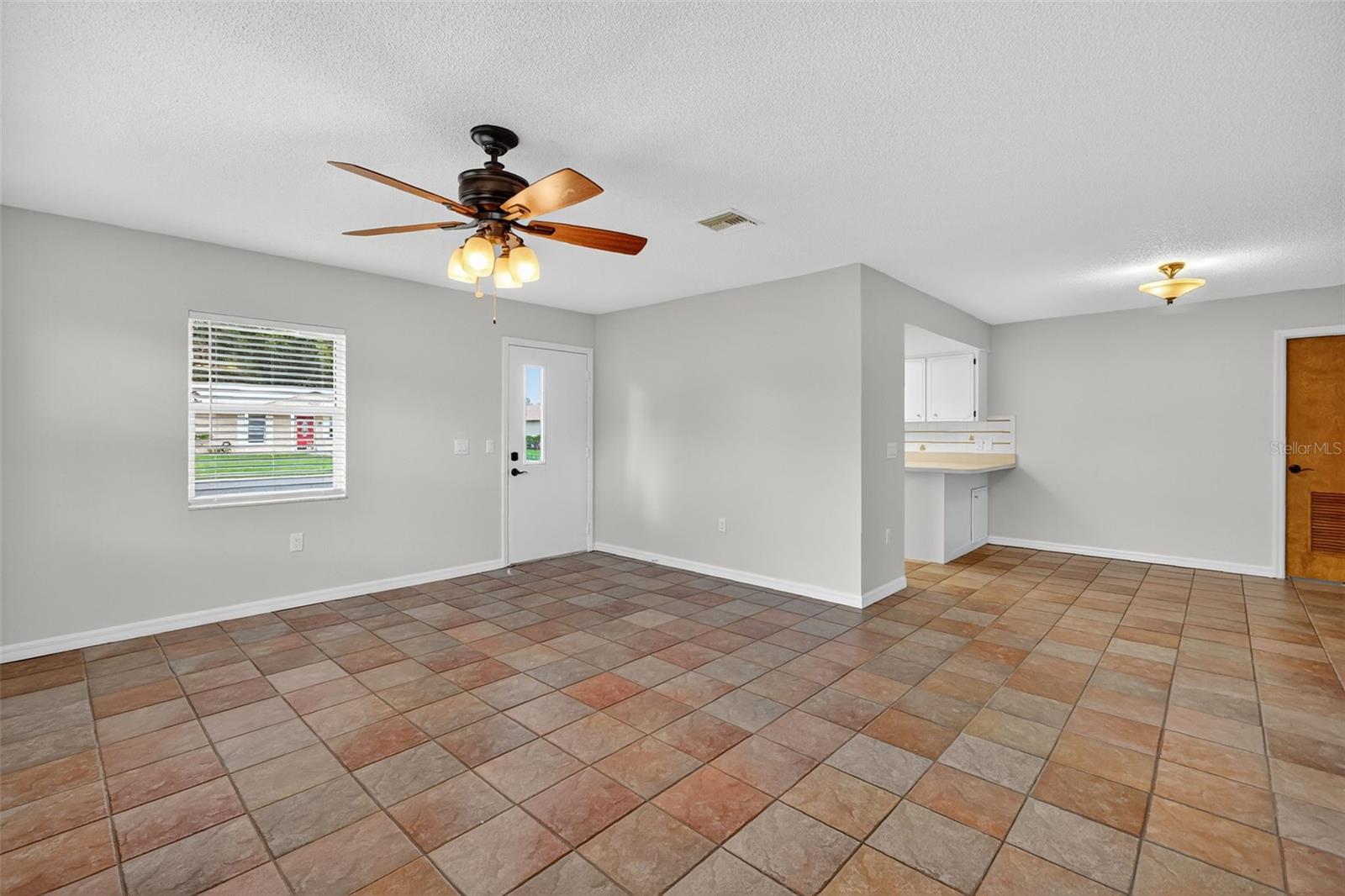 ROYAL CREST ESTATES - Residential