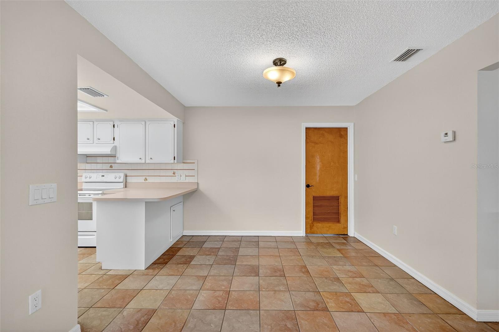 ROYAL CREST ESTATES - Residential