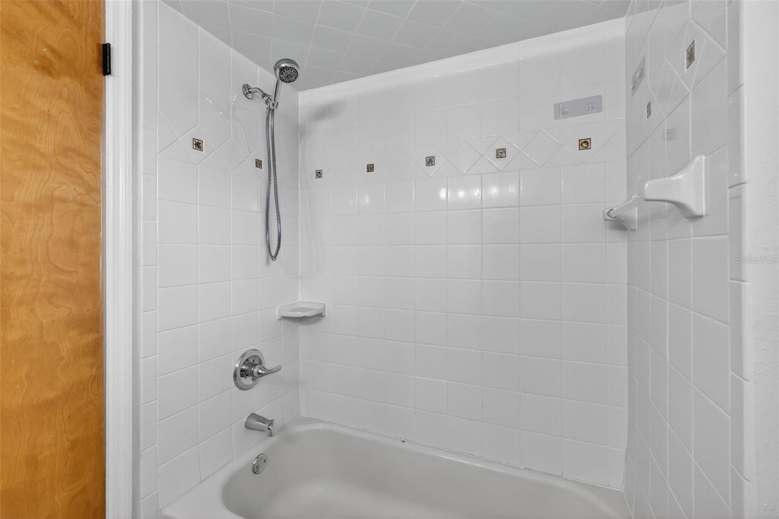 ROYAL CREST ESTATES - Residential