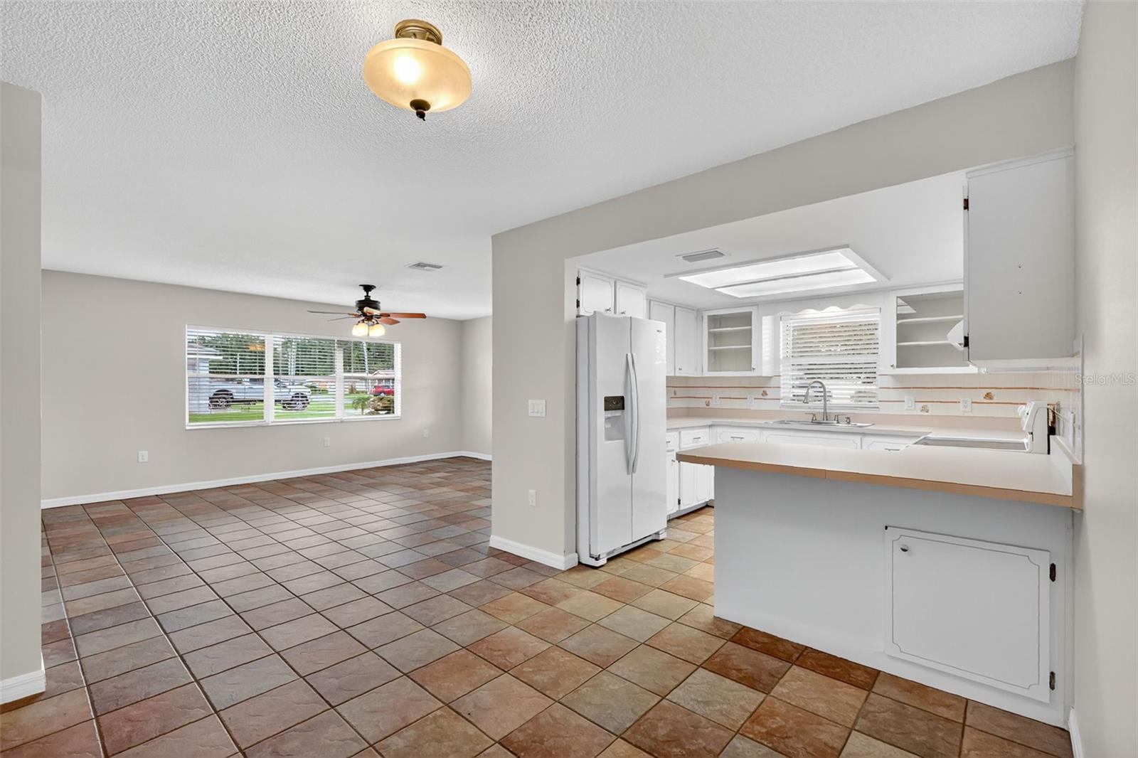 ROYAL CREST ESTATES - Residential