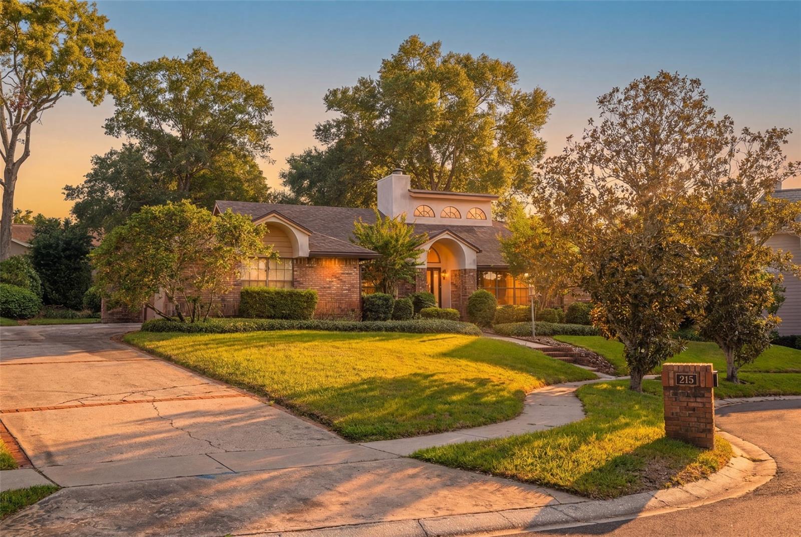 215 SOVEREIGN COURT