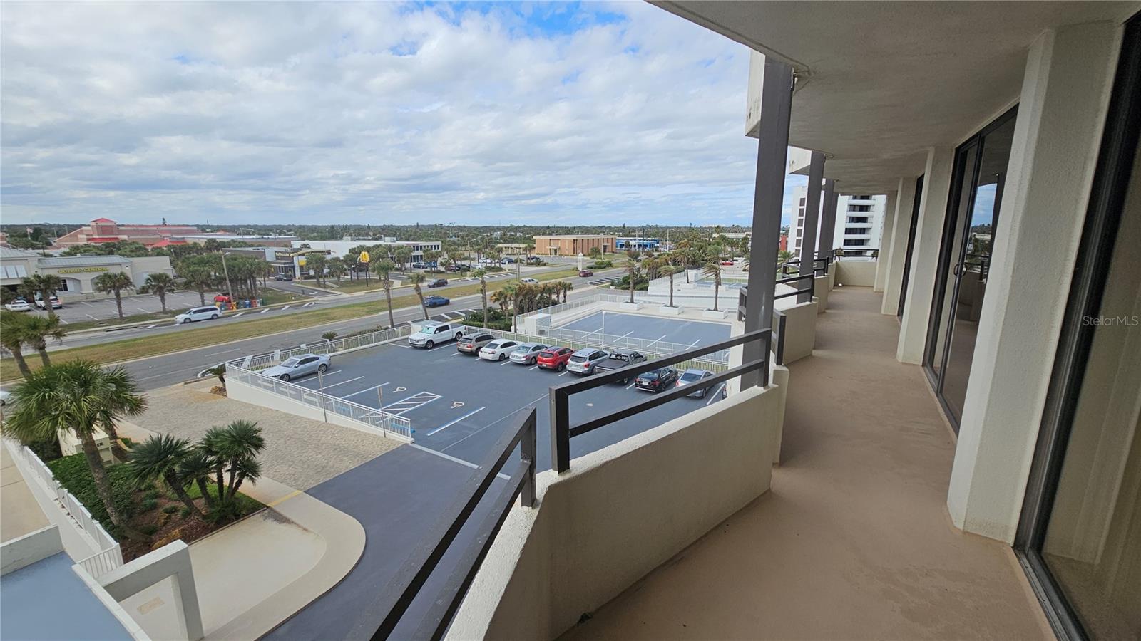 OCEAN RITZ DAYTONA - Residential