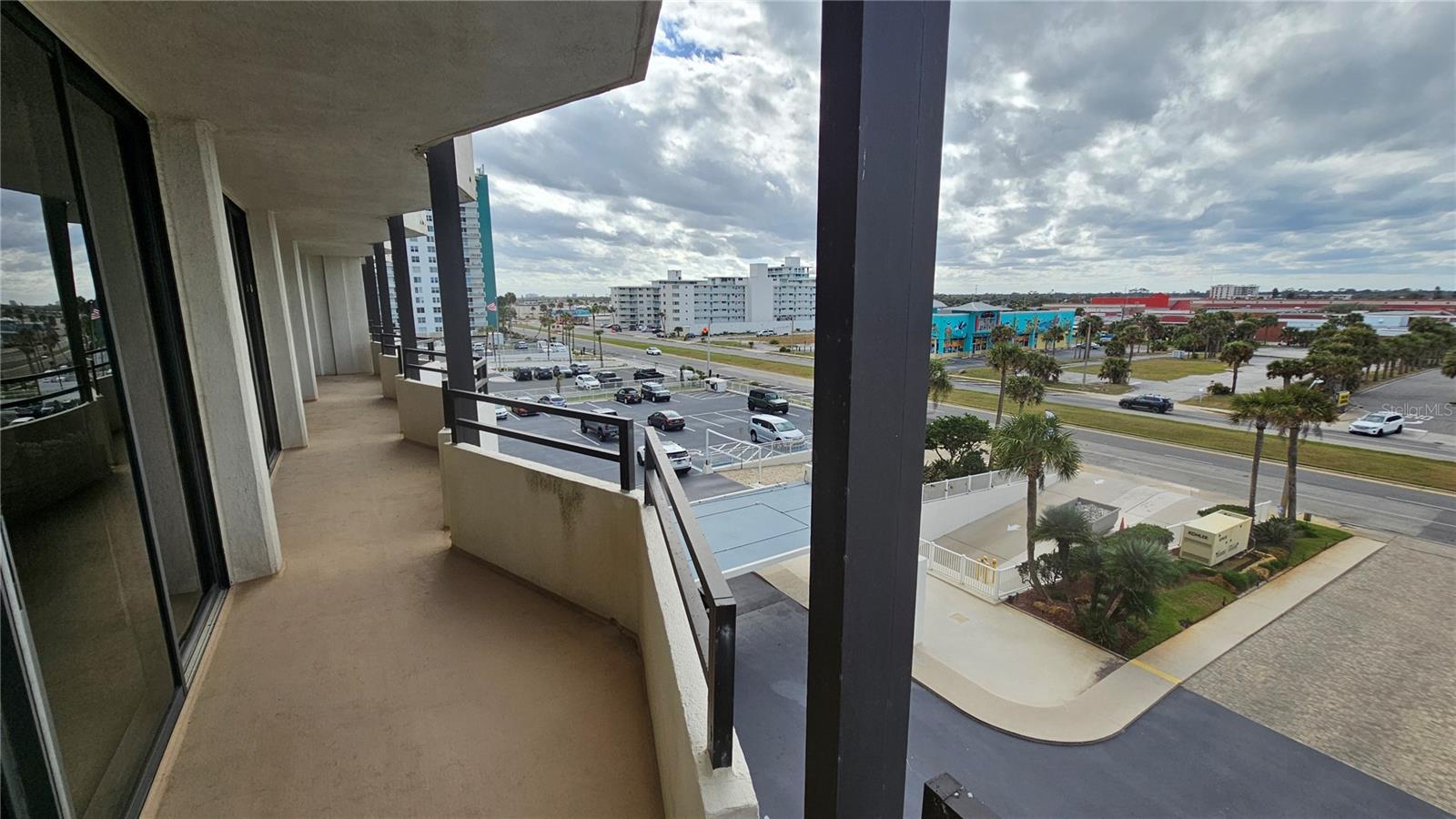 OCEAN RITZ DAYTONA - Residential