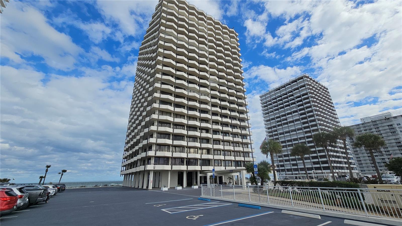 OCEAN RITZ DAYTONA - Residential