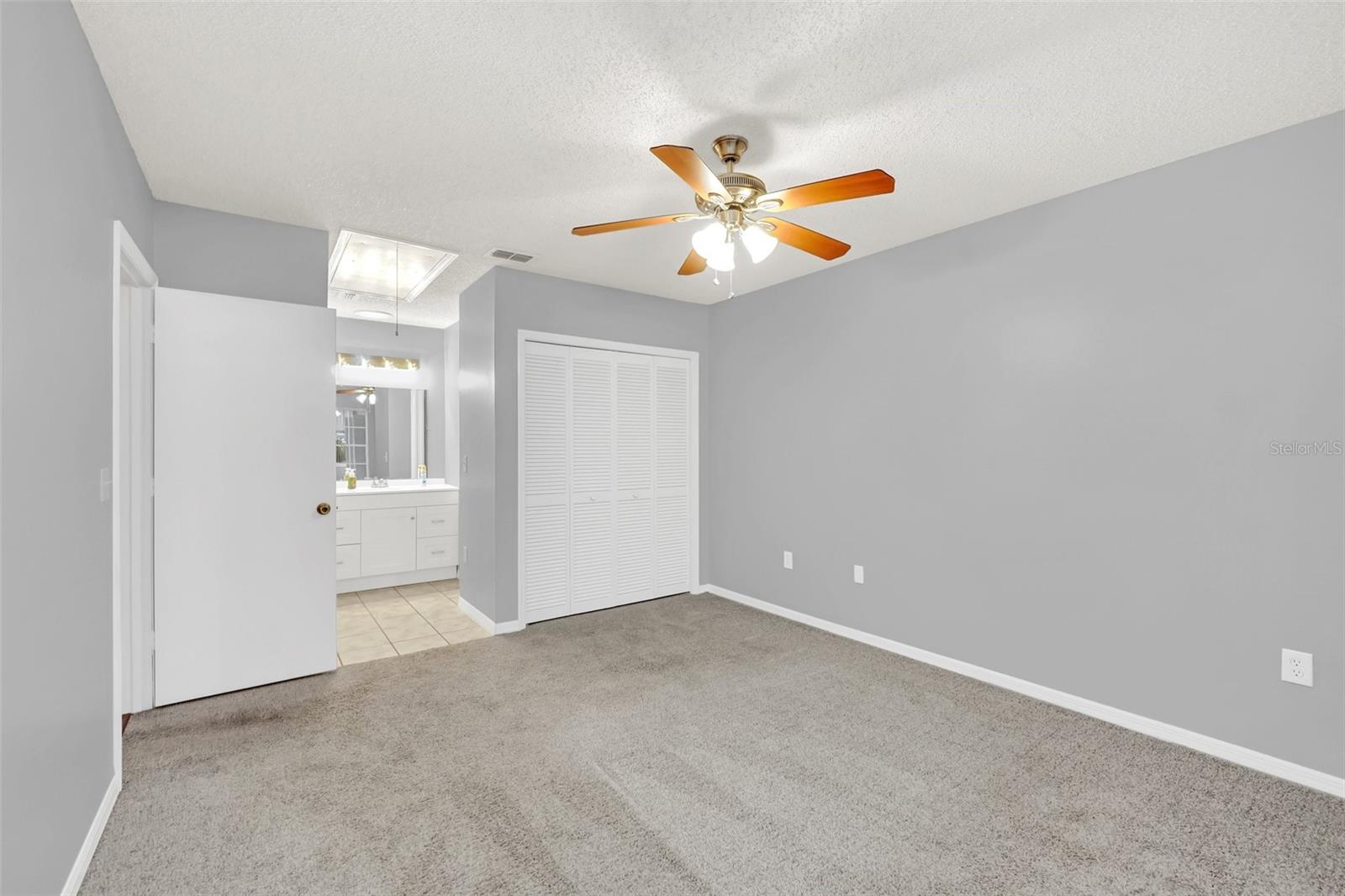 BRODAN SQUARE PH 02 - Residential