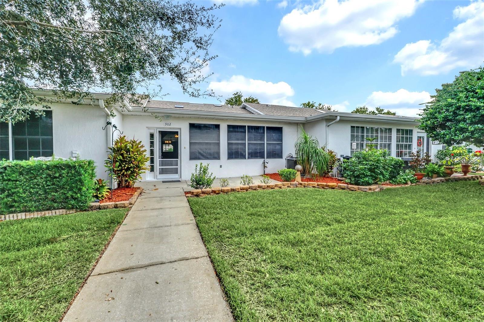 BRODAN SQUARE PH 02 - Residential