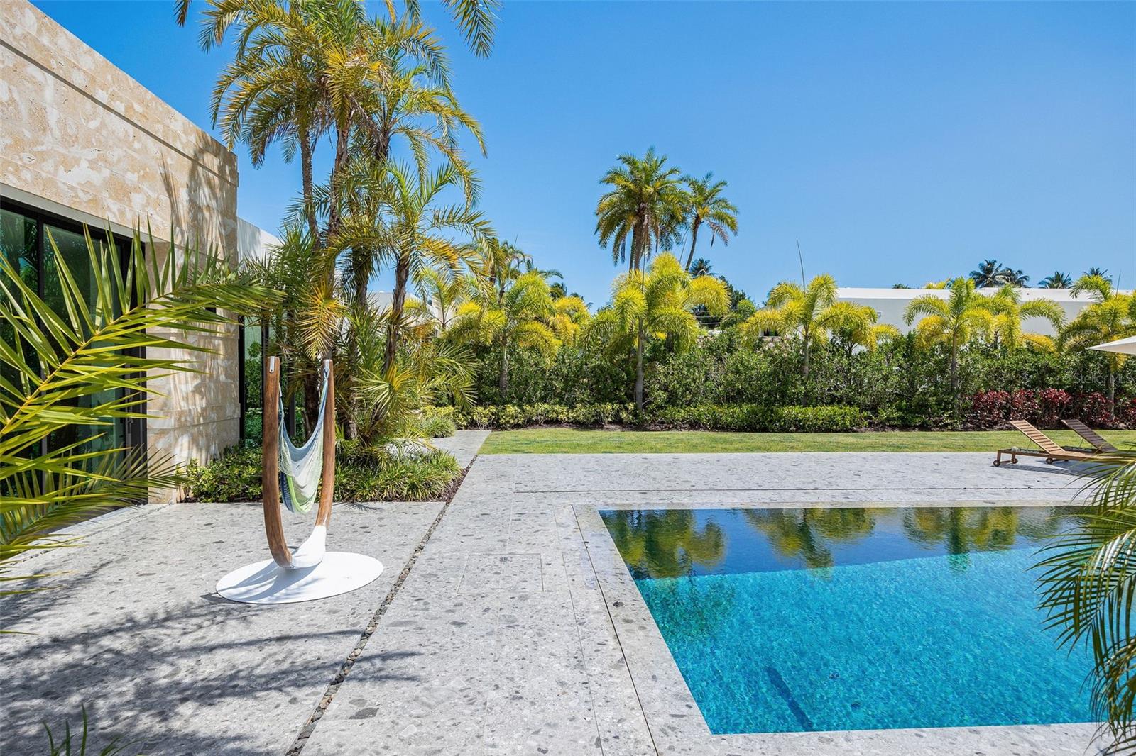 DORADO BEACH EAST - Residential