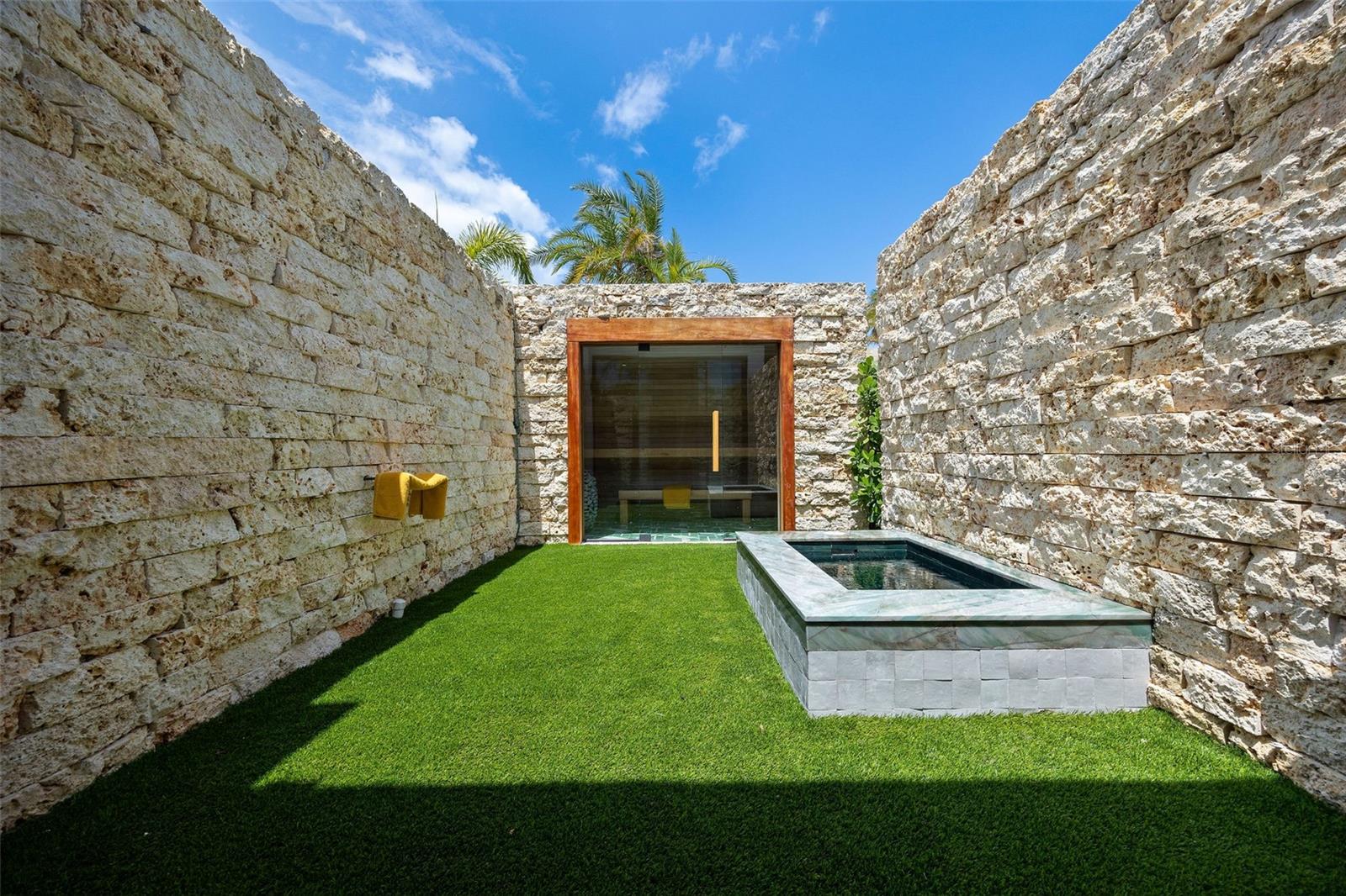 DORADO BEACH EAST - Residential