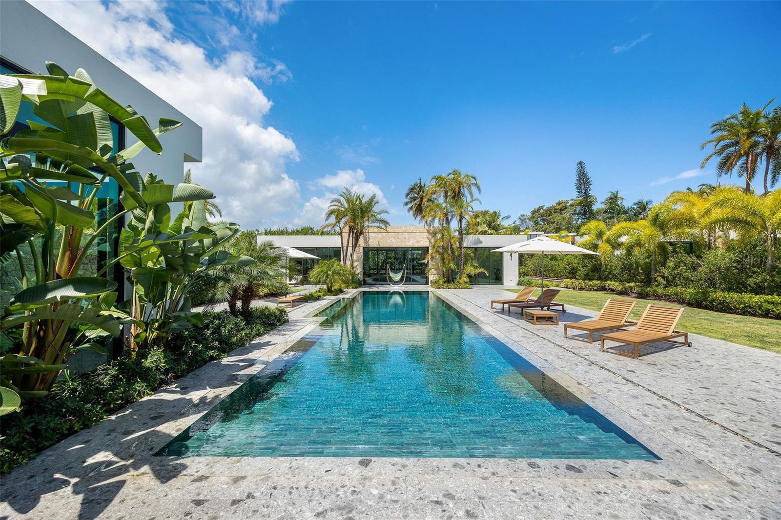 DORADO BEACH EAST - Residential