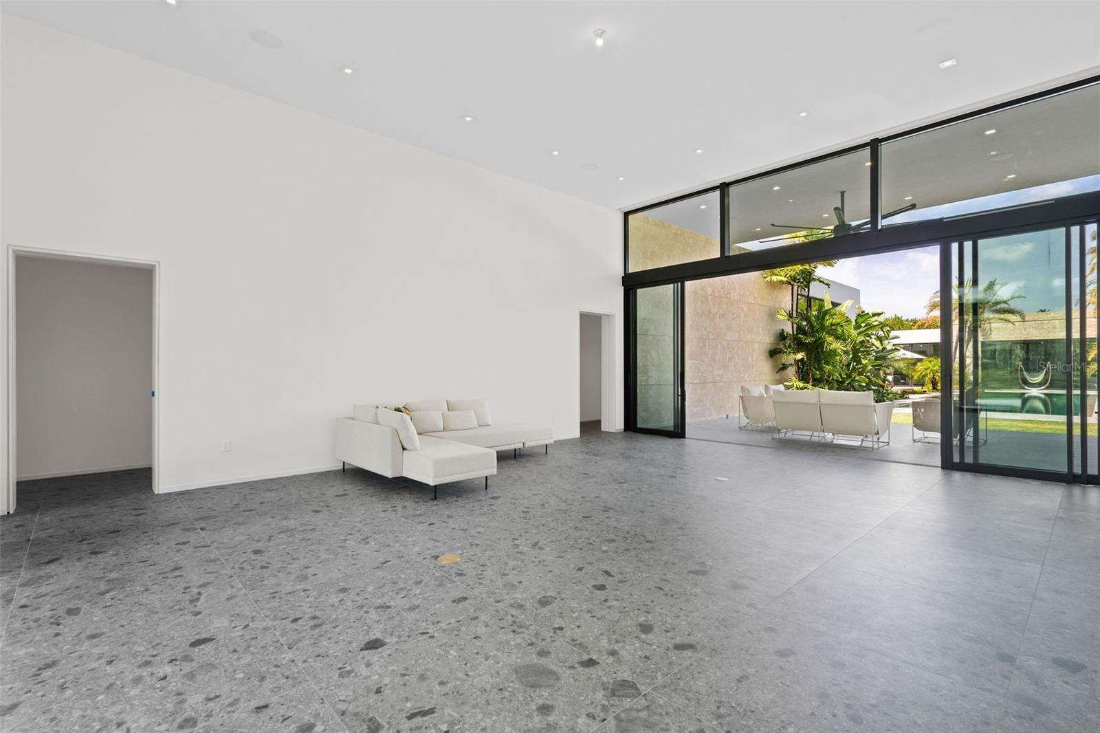 DORADO BEACH EAST - Residential