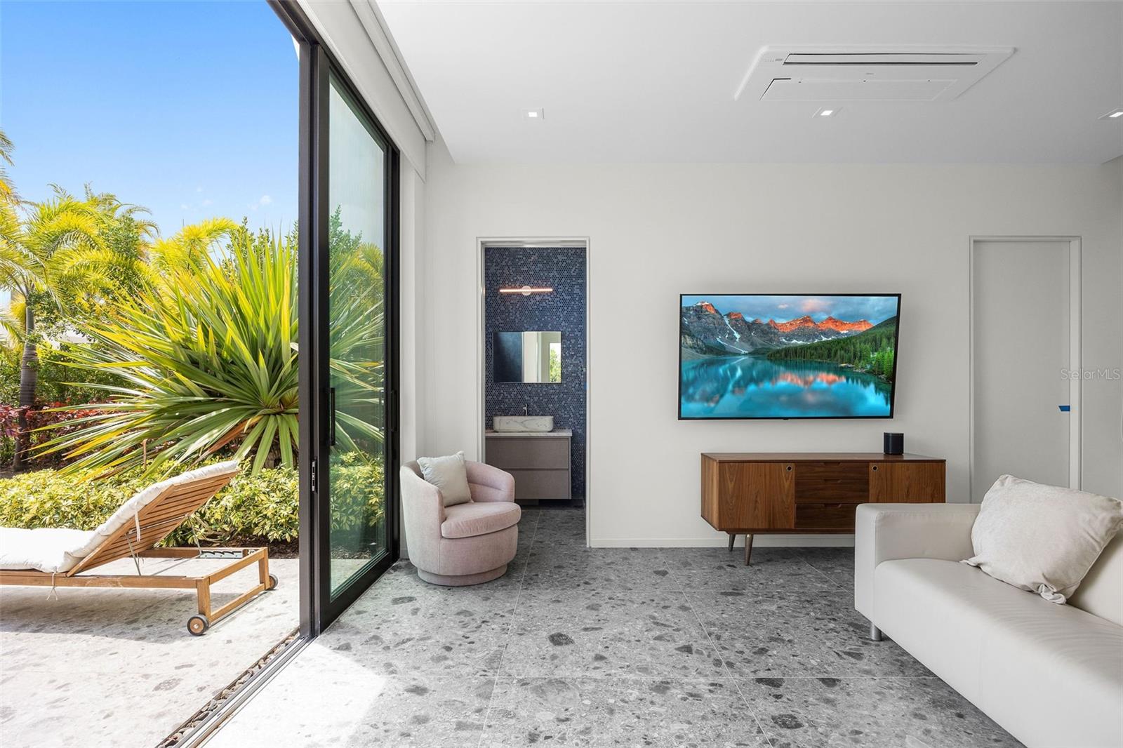 DORADO BEACH EAST - Residential