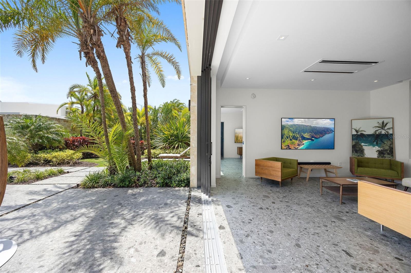 DORADO BEACH EAST - Residential