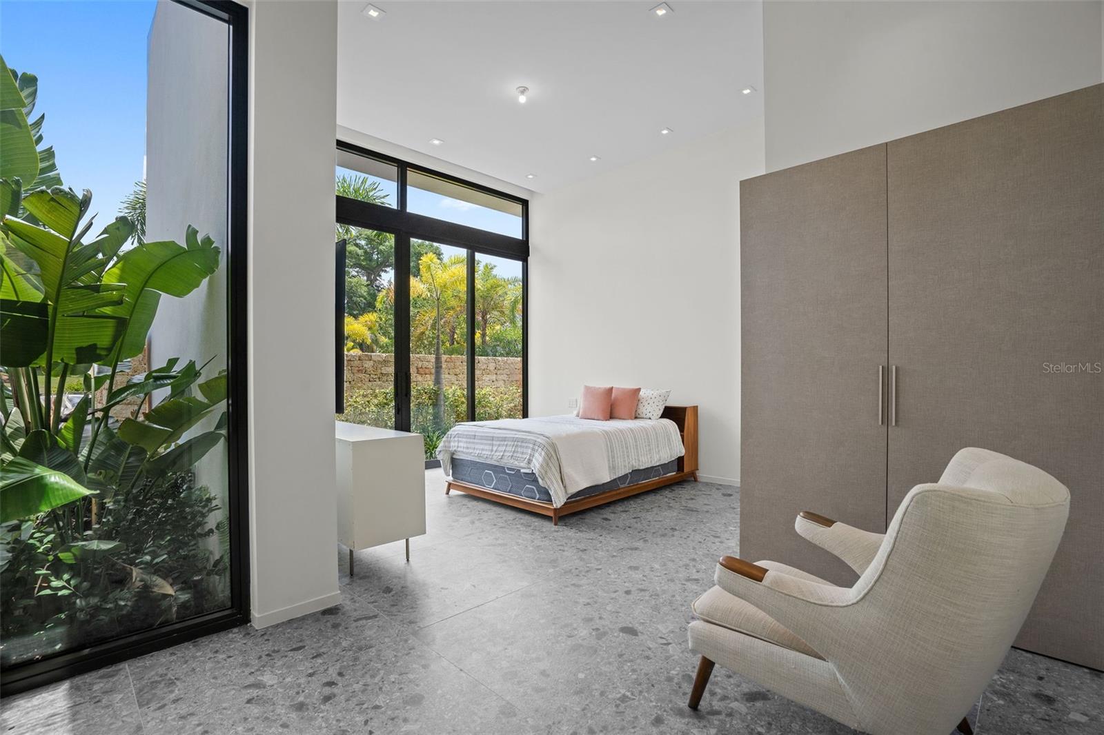 DORADO BEACH EAST - Residential