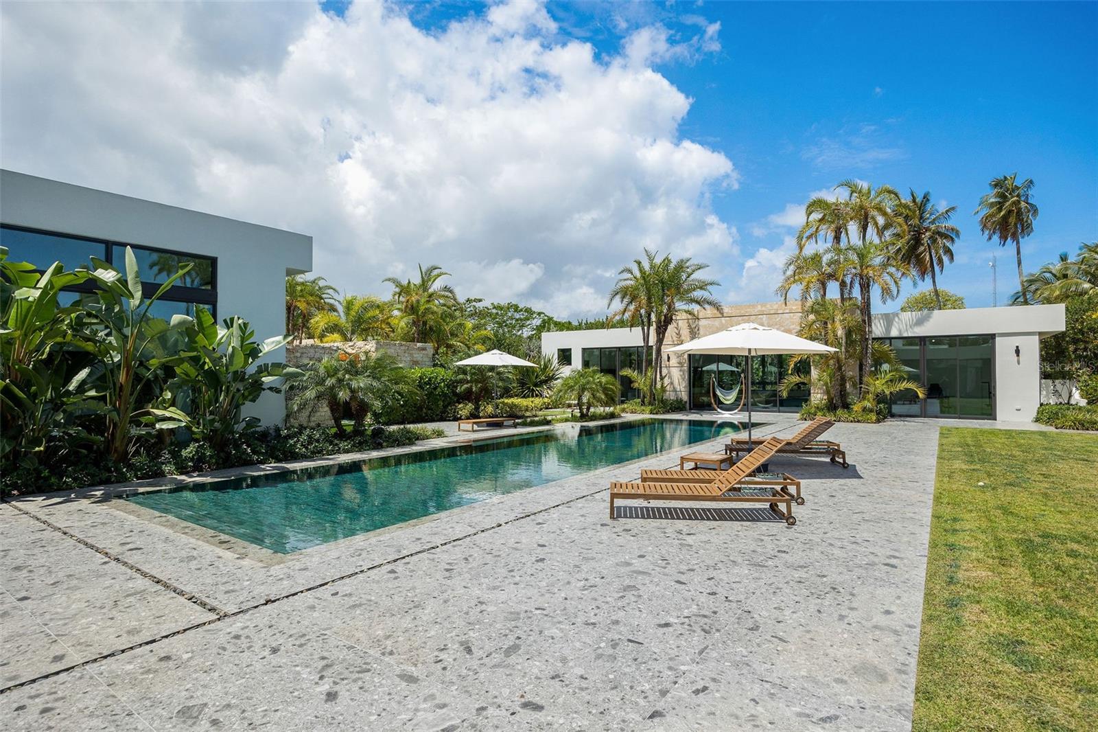 DORADO BEACH EAST - Residential