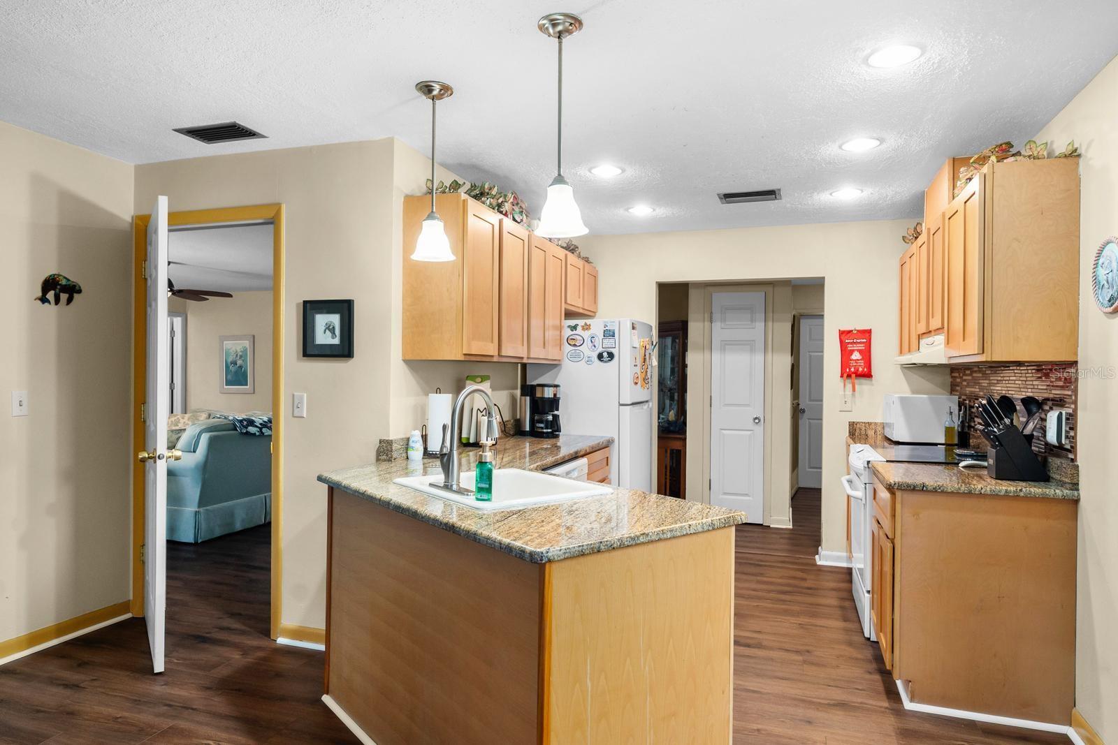 13941 KIMBERLY DRIVE