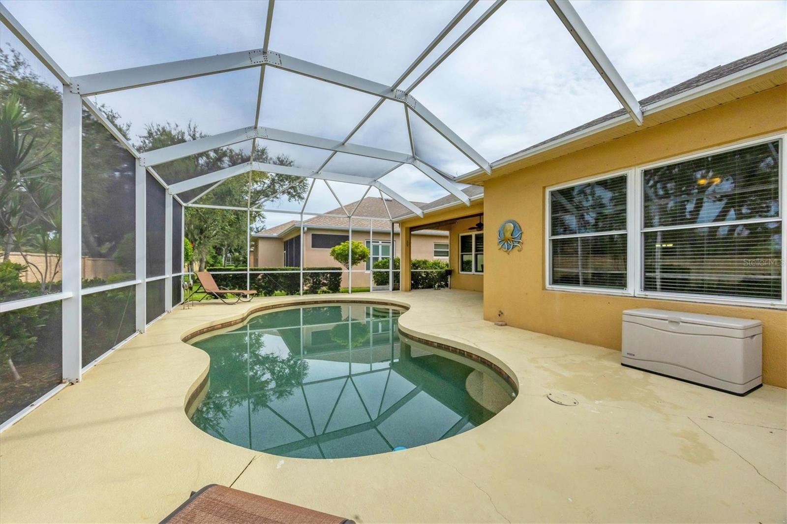 PALMA SOLA TRACE - Residential