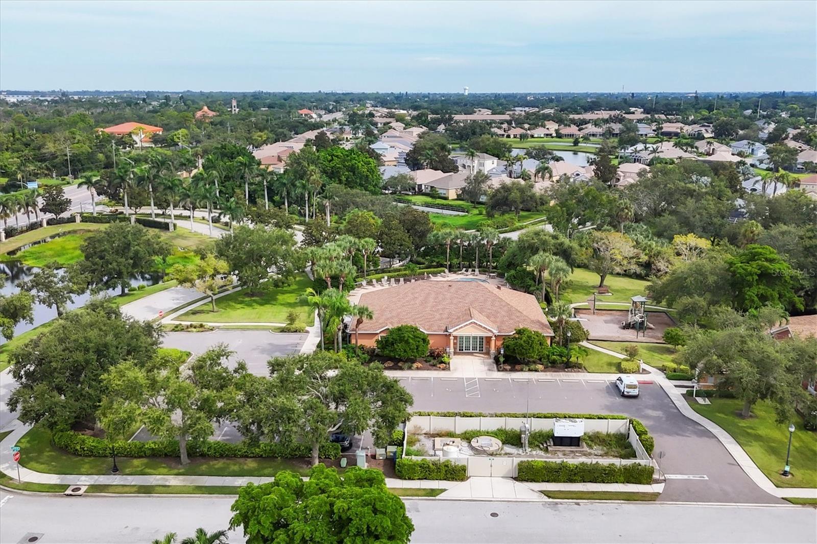 PALMA SOLA TRACE - Residential