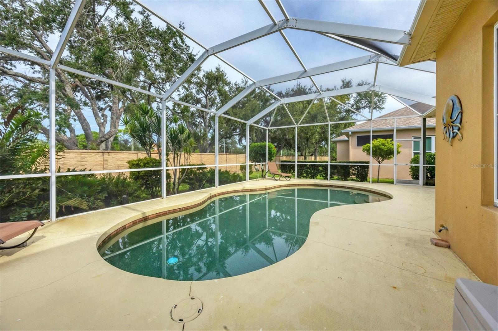 PALMA SOLA TRACE - Residential
