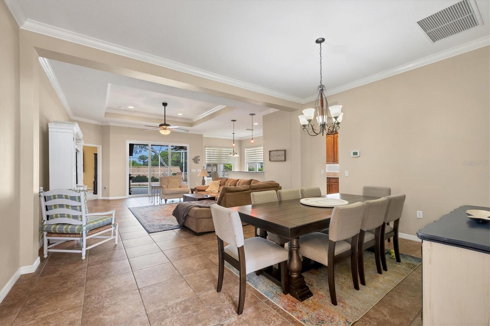 PALMA SOLA TRACE - Residential