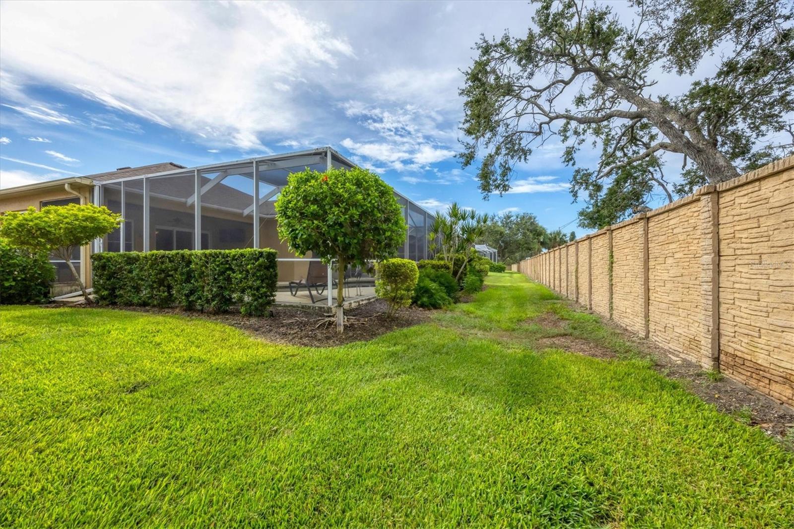 PALMA SOLA TRACE - Residential