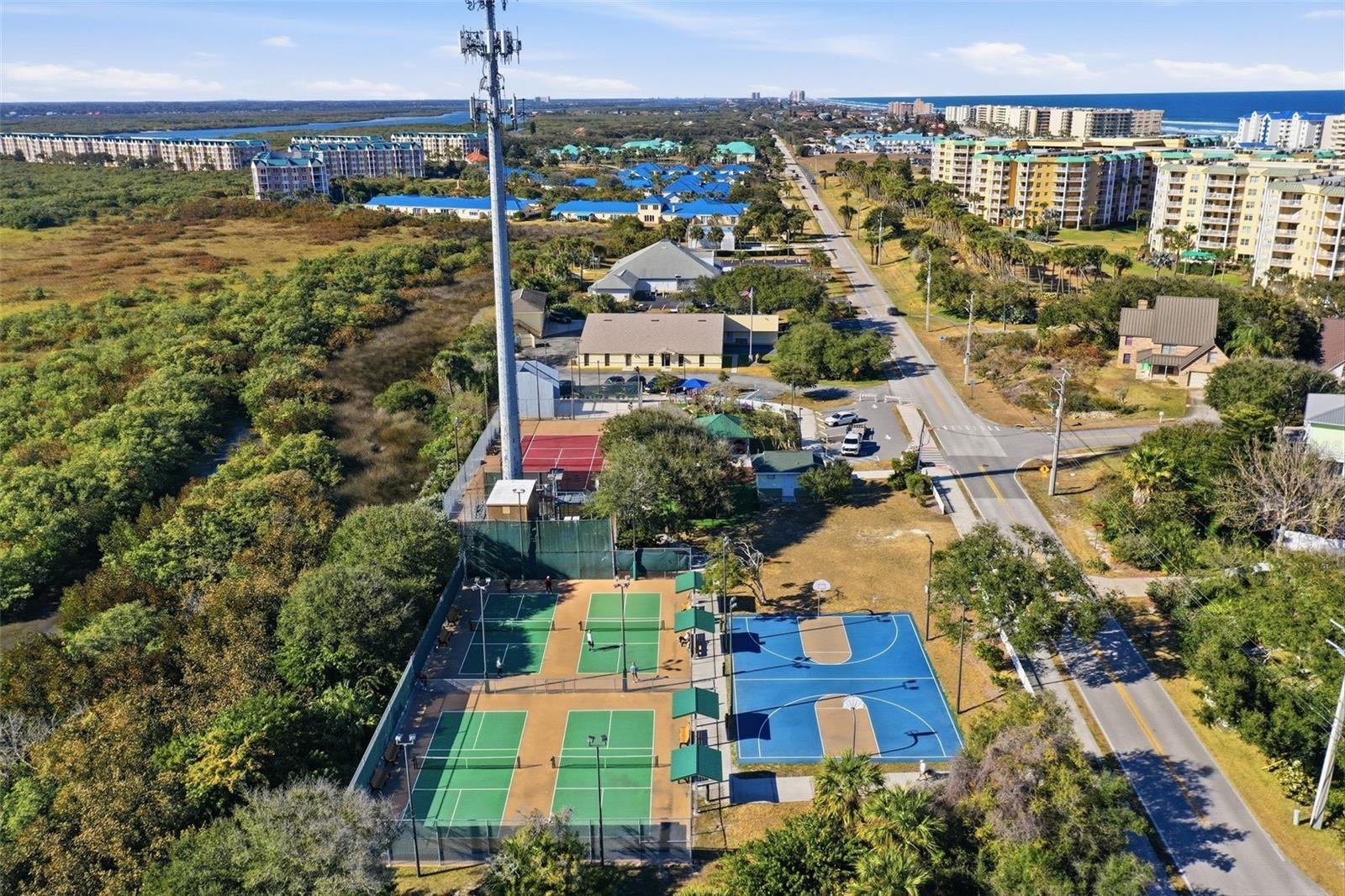 RICHARD - Residential