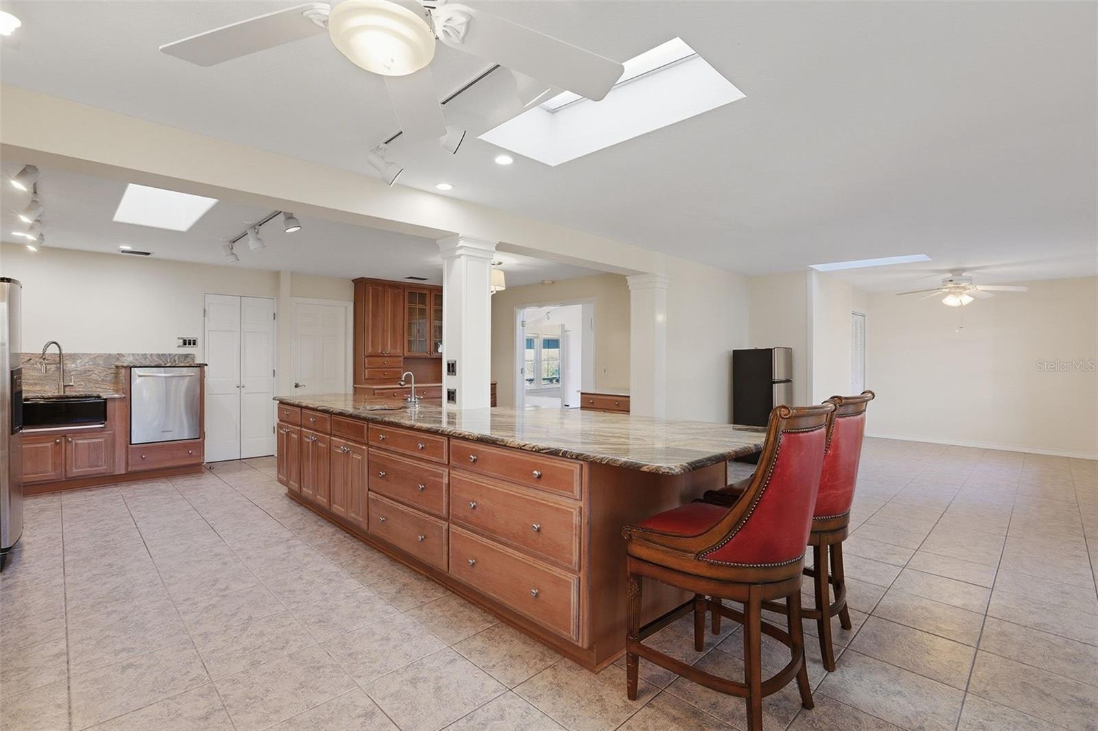 RICHARD - Residential