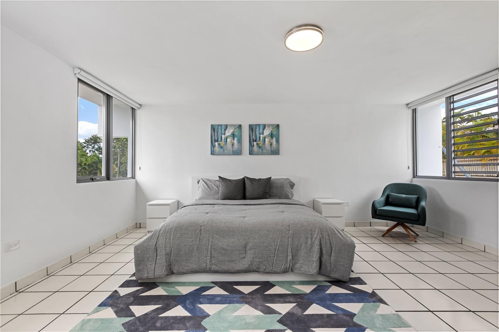 PASEO LAS BRISAS - Residential